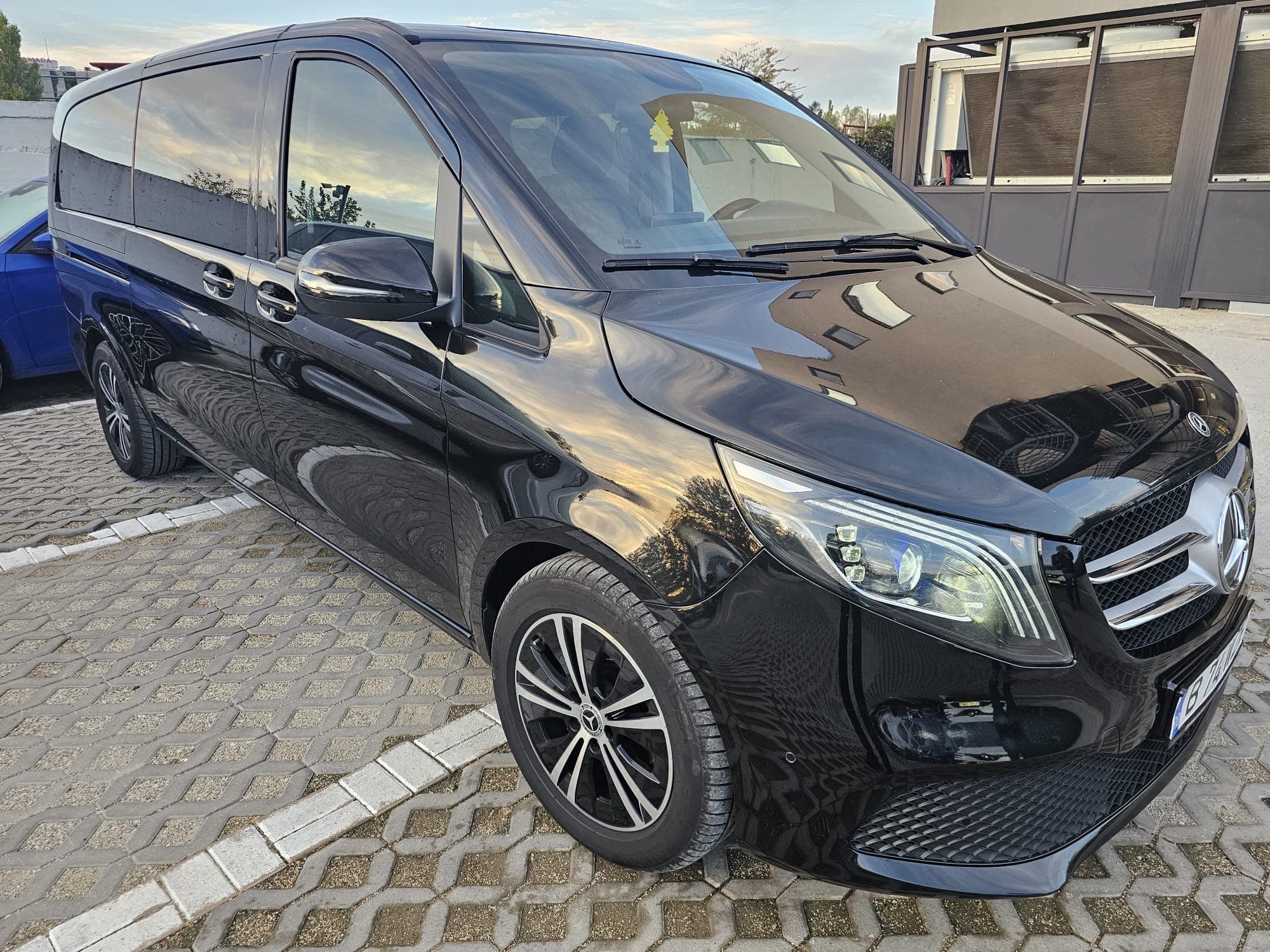 Mercedes-Benz Vito photo 1